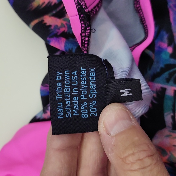 Nalu Tribe Rash Guard/Coverup - Picture 3 of 4